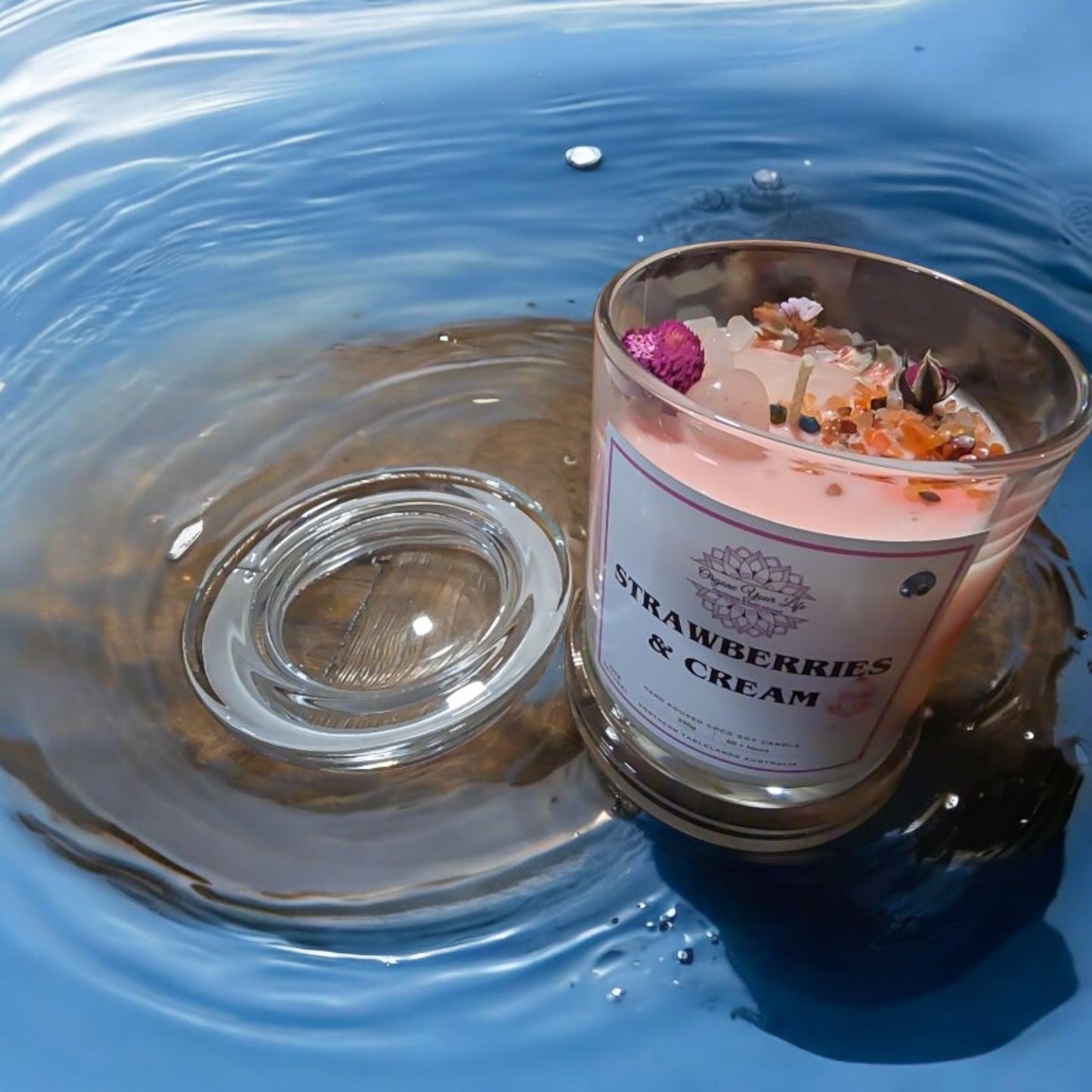 Strong Scented STRAWBERRIES & CREAM Marbled Pure Coco Soy Wax Candles Hand poured - 185G/280G/330g
