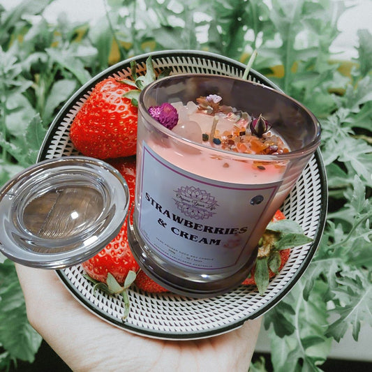 Strong Scented STRAWBERRIES & CREAM Marbled Pure Coco Soy Wax Candles  Hand poured - 185G/280G/330g
